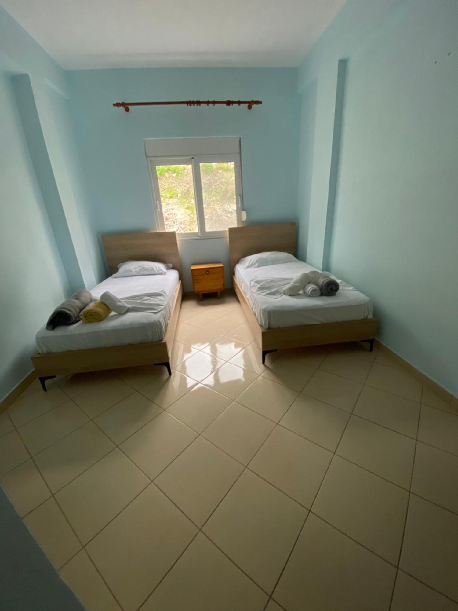 L.T. Apartment 5Th Street Saranda Extérieur photo