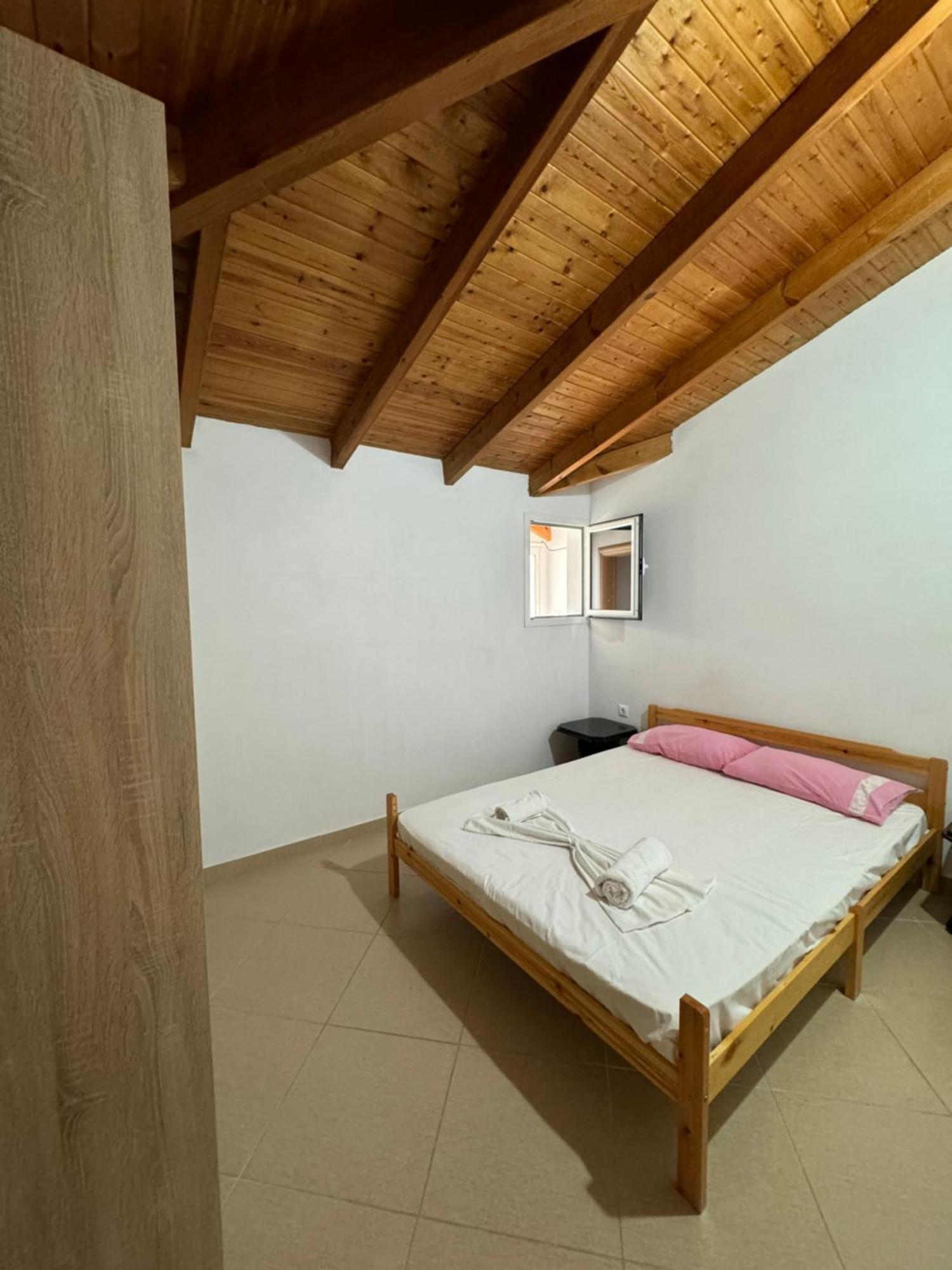 L.T. Apartment 5Th Street Saranda Extérieur photo