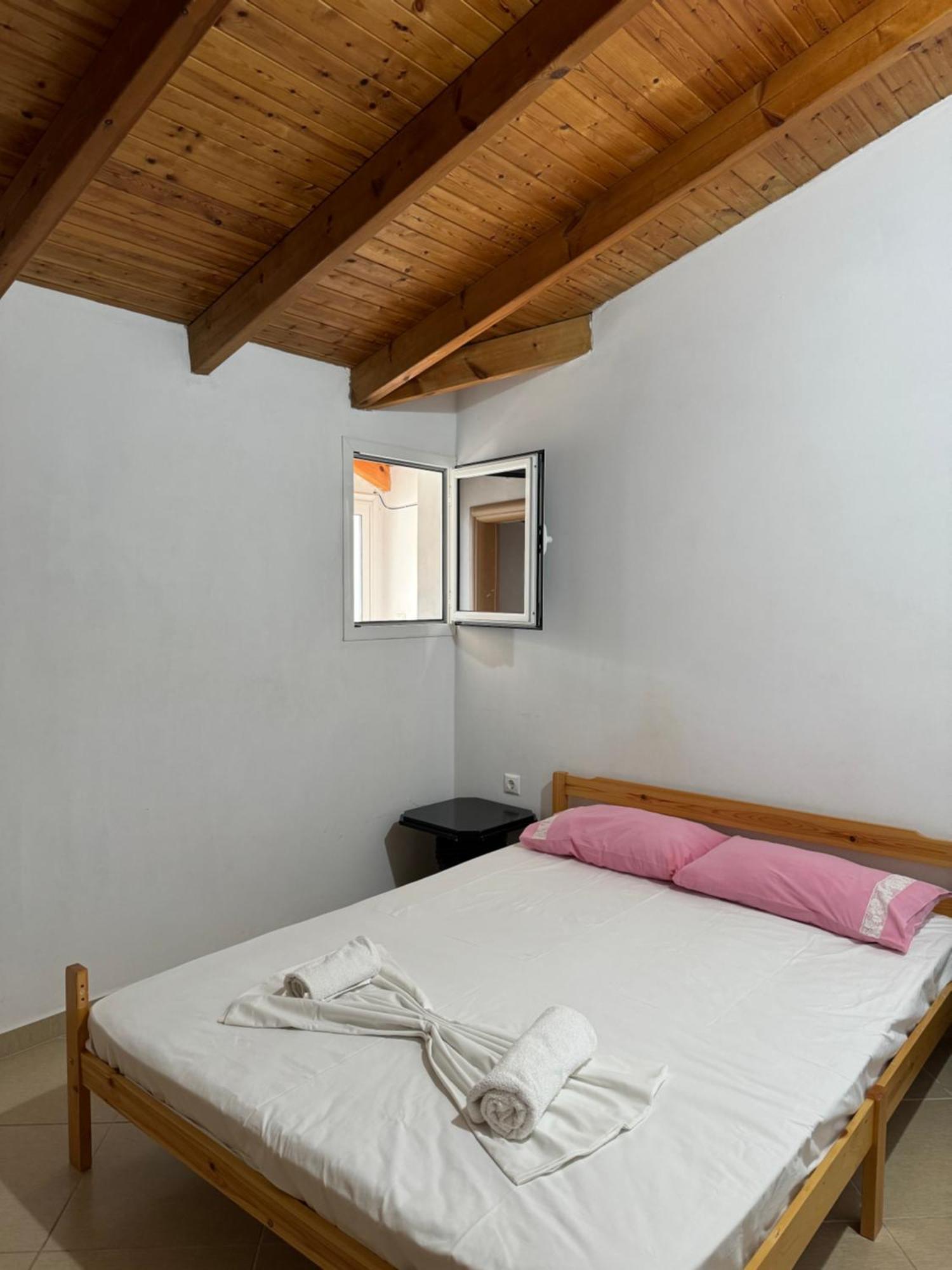 L.T. Apartment 5Th Street Saranda Extérieur photo