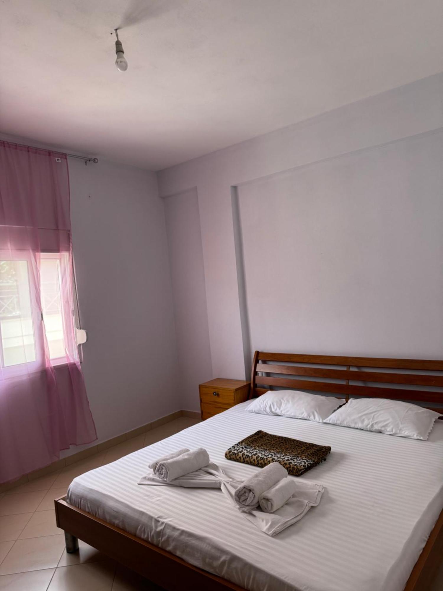 L.T. Apartment 5Th Street Saranda Extérieur photo